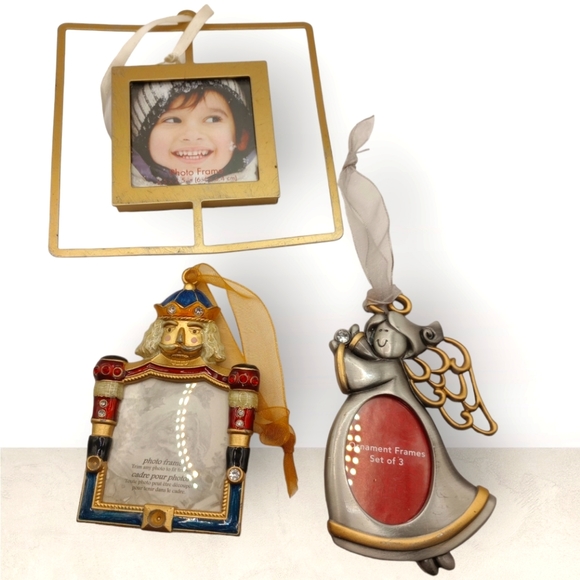 Vintage Lot of 3 Christmas Photo Frame Ornaments Beautiful RETRO - Picture 1 of 5